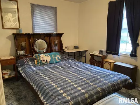 1328 N Ledlie Ave, Springfield, IL 62702 photo 11