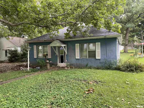 1328 N Ledlie Ave, Springfield, IL 62702 photo 1