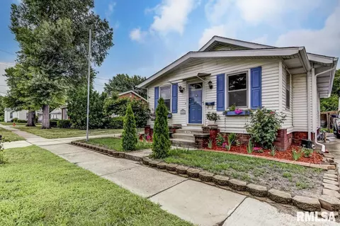924 N Walnut St, Springfield, IL 62702 photo 3