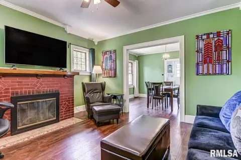 924 N Walnut St, Springfield, IL 62702 photo 7