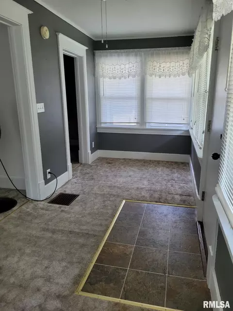 1937 S Whittier Ave, Springfield, IL 62704 photo 10