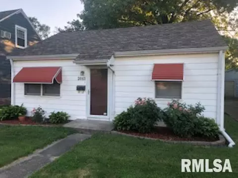 2061 N 8th St, Springfield, IL 62702 photo 1