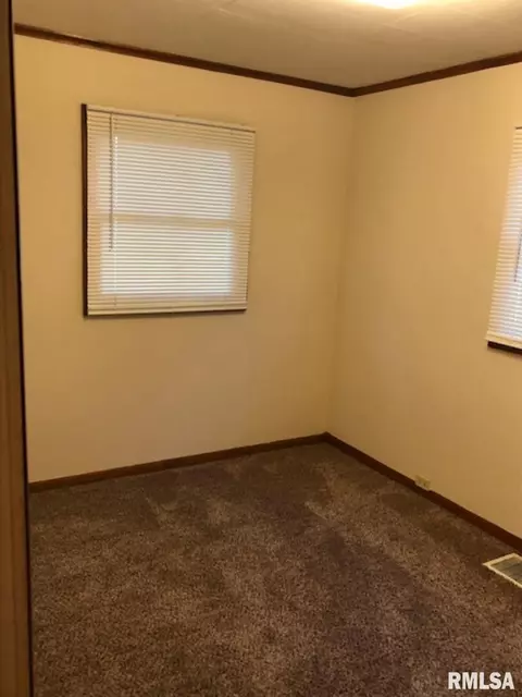 2061 N 8th St, Springfield, IL 62702 photo 18
