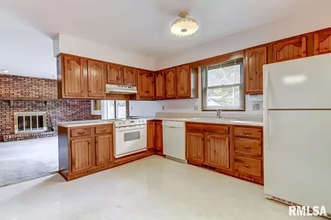 1404 Denison Dr, Springfield, IL 62704 photo 13