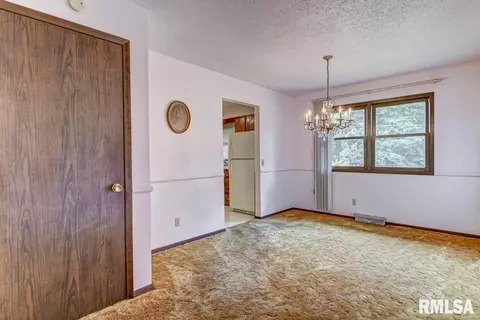 1404 Denison Dr, Springfield, IL 62704 photo 9