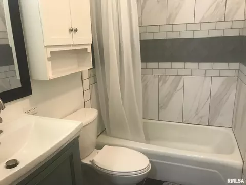 1219 E Knox Ave, Springfield, IL 62703 photo 12