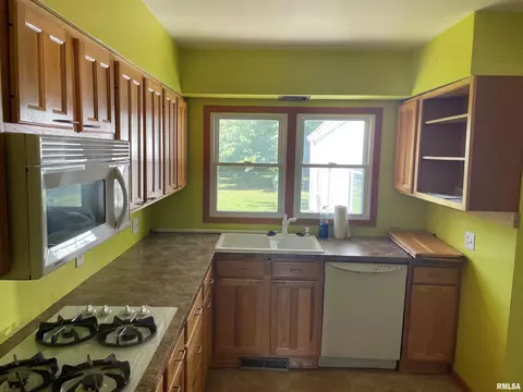 1212 W Centre St, Springfield, IL 62704 photo 3