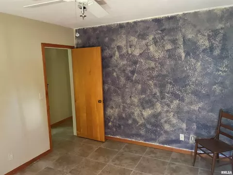 1212 W Centre St, Springfield, IL 62704 photo 5