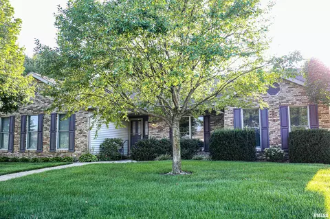 3305 Redbud Ln, Springfield, IL 62712 photo 1