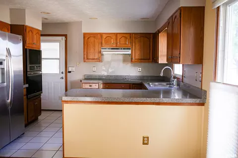 3305 Redbud Ln, Springfield, IL 62712 photo 4