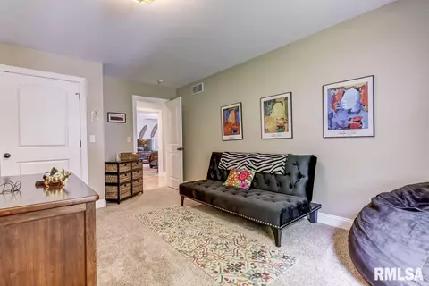 352 S Koke Mill Rd, Springfield, IL 62711 photo 31