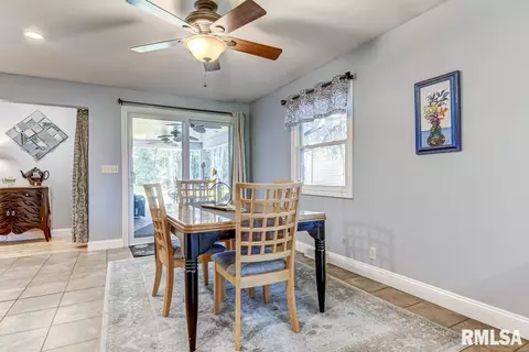 352 S Koke Mill Rd, Springfield, IL 62711 photo 15