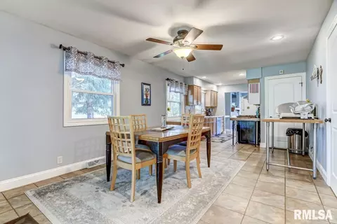 352 S Koke Mill Rd, Springfield, IL 62711 photo 18