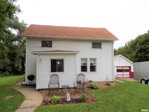 110 E Bruner St, Rio, IL 61472 photo 1