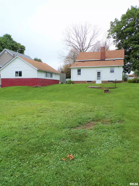 110 E Bruner St, Rio, IL 61472 photo 6
