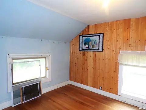 110 E Bruner St, Rio, IL 61472 photo 26