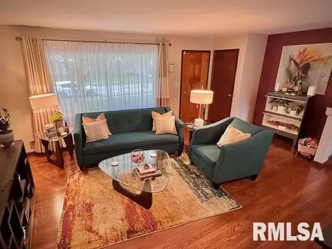 2308 Blackhawk Rd, Springfield, IL 62702 photo 3