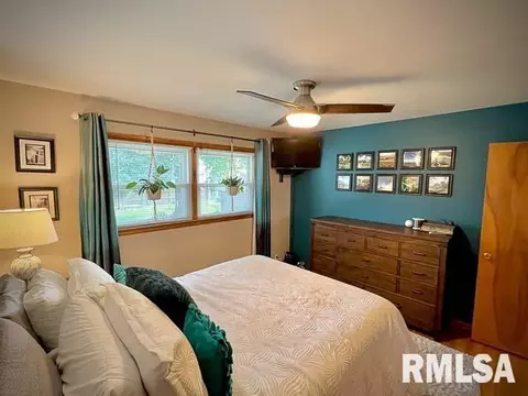 2308 Blackhawk Rd, Springfield, IL 62702 photo 11