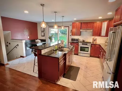 2308 Blackhawk Rd, Springfield, IL 62702 photo 5
