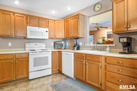 3104 La Conner Dr, Springfield, IL 62704 photo 15