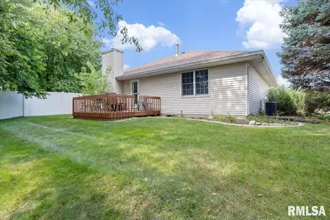 3104 La Conner Dr, Springfield, IL 62704 photo 3