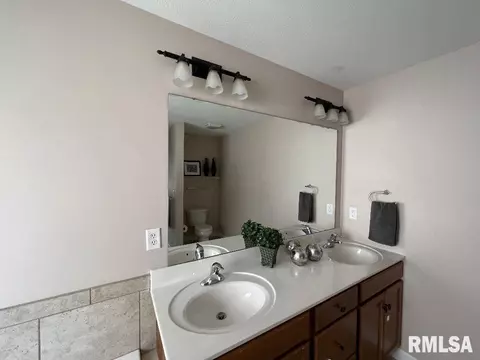 7205 Torrington Way, Springfield, IL 62711 photo 22