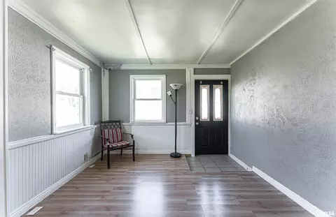 405 Lincoln St, Emden, IL 62635 photo 4