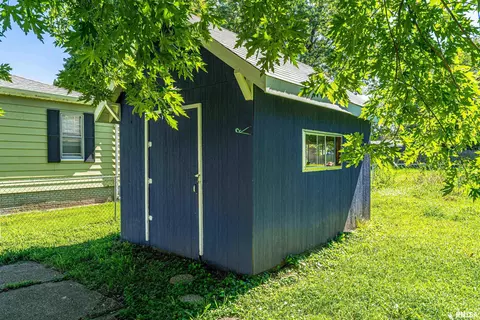 405 Lincoln St, Emden, IL 62635 photo 35