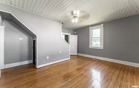 405 Lincoln St, Emden, IL 62635 photo 6