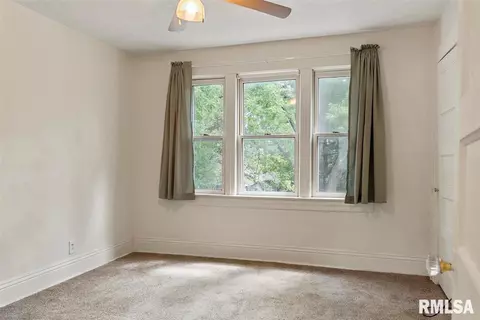 2025 S Spring St, Springfield, IL 62704 photo 15