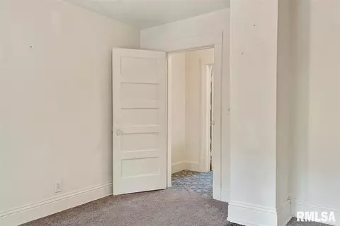 2025 S Spring St, Springfield, IL 62704 photo 16