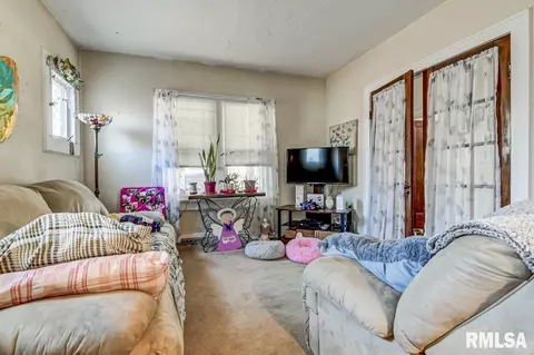 1536 E Converse Ave, Springfield, IL 62702 photo 5