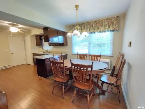 52 Sutton Pl, Springfield, IL 62703 photo 10