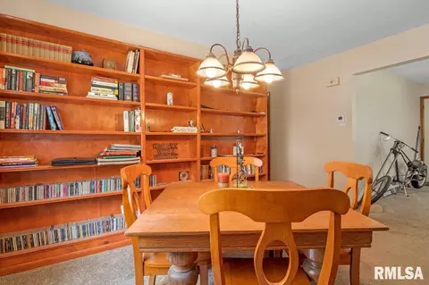 87 Del Mar Dr, Springfield, IL 62703 photo 11