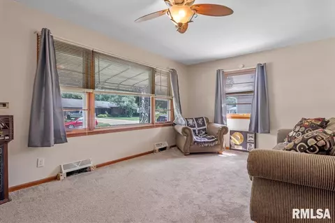 87 Del Mar Dr, Springfield, IL 62703 photo 7