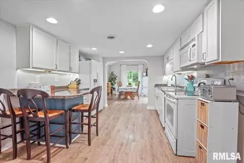 209 Abbey Rd, Springfield, IL 62703 photo 11