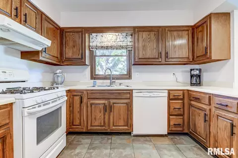 29 Wind Cave Dr, Springfield, IL 62712 photo 14