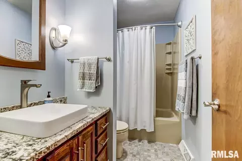 29 Wind Cave Dr, Springfield, IL 62712 photo 32