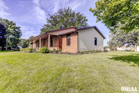 29 Wind Cave Dr, Springfield, IL 62712 photo 2
