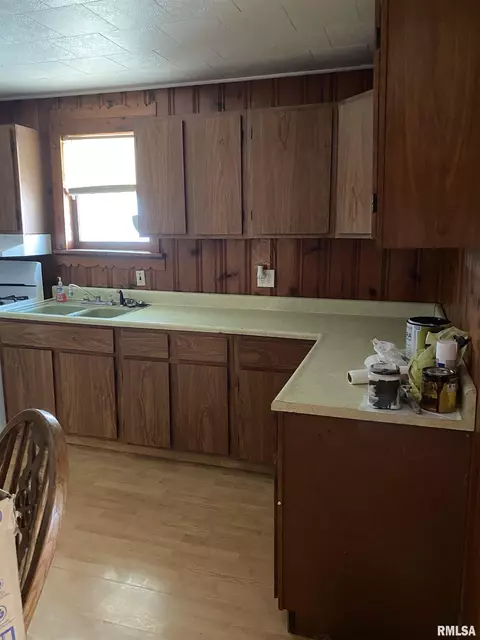 1205 N 14th St, Springfield, IL 62702 photo 5