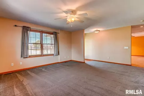 1200 Juniper Pl, Chatham, IL 62629 photo 7