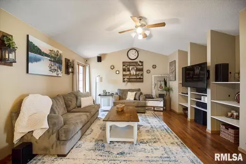 1100 Bolin Ct, Springfield, IL 62703 photo 3