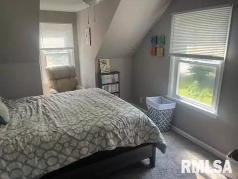 2549 S 5th St, Springfield, IL 62703 photo 13