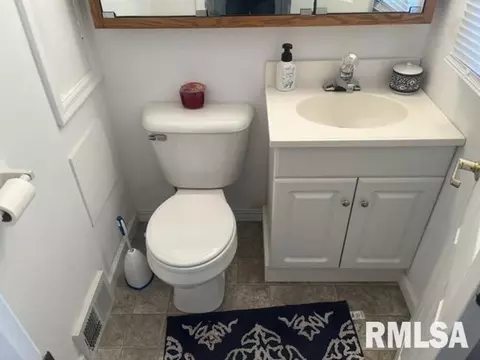 2549 S 5th St, Springfield, IL 62703 photo 18