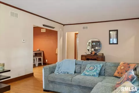 1505 N 3rd St, Springfield, IL 62702 photo 9