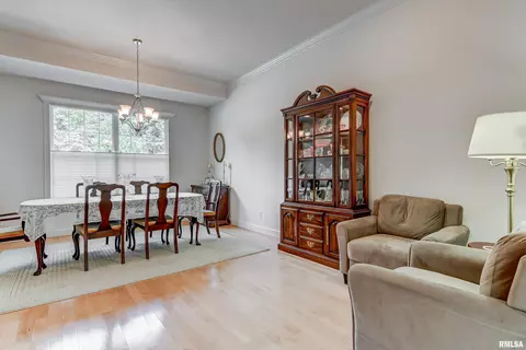 2330 Chatham Rd, Springfield, IL 62704 photo 6