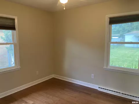 3405 S 5th St, Springfield, IL 62703 photo 11