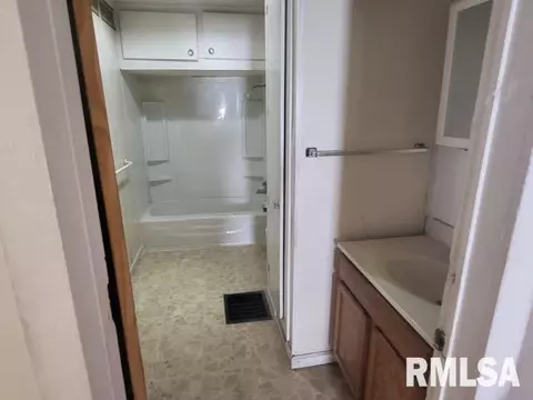1012 S 11th St, Springfield, IL 62703 photo 11