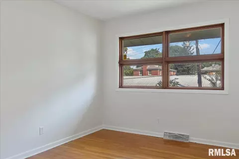 1905 Parkview Dr, Springfield, IL 62704 photo 24