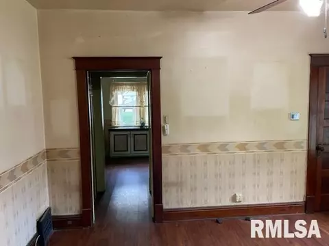 1905 S 2nd St, Springfield, IL 62704 photo 8